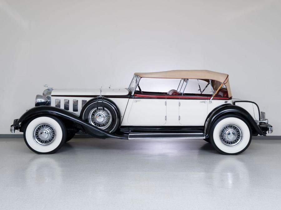  Chrysler Custom Imperial Dual Cowl Phaeton by LeBaron 1933 года  (фото 30 из 30)